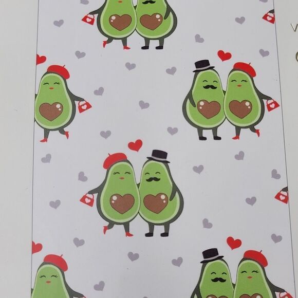 NEW AVOCADO COUPLE THICK PLUSH SOFT THROW BLANKET GUACAMOLE MAN WOMAN LOVE NWT - Picture 1 of 8